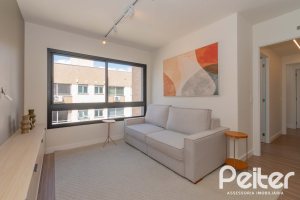 Apartamento à venda com 65m², 2 dormitórios, 1 suíte, 2 vagas, no bairro Tristeza em Porto Alegre