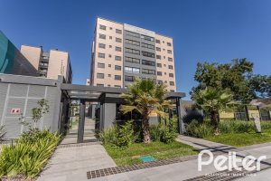 Apartamento à venda com 114m², 3 dormitórios, 3 suítes, 2 vagas, no bairro Tristeza em Porto Alegre
