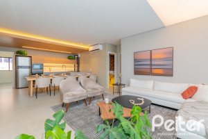 Apartamento à venda com 114m², 3 dormitórios, 3 suítes, 2 vagas, no bairro Tristeza em Porto Alegre