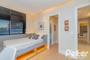 Apartamento à venda com 114m², 3 dormitórios, 3 suítes, 2 vagas, no bairro Tristeza em Porto Alegre