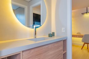 Apartamento à venda com 114m², 3 dormitórios, 3 suítes, 2 vagas, no bairro Tristeza em Porto Alegre