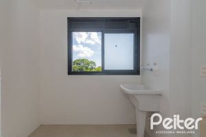 Apartamento à venda com 116m², 3 dormitórios, 1 suíte, 2 vagas, no bairro Tristeza em Porto Alegre