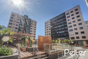 Apartamento à venda com 116m², 3 dormitórios, 1 suíte, 2 vagas, no bairro Tristeza em Porto Alegre
