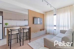 Apartamento à venda com 45m², 1 dormitório, 1 suíte, 1 vaga, no bairro Tristeza em Porto Alegre