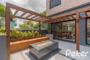 Apartamento à venda com 92m², 3 dormitórios, 1 suíte, 2 vagas, no bairro Tristeza em Porto Alegre