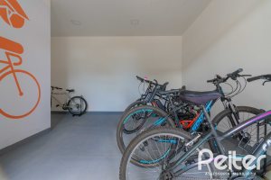 Apartamento à venda com 92m², 3 dormitórios, 1 suíte, 2 vagas, no bairro Tristeza em Porto Alegre