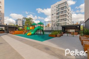 Apartamento à venda com 92m², 3 dormitórios, 1 suíte, 2 vagas, no bairro Tristeza em Porto Alegre