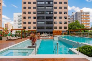 Apartamento à venda com 92m², 3 dormitórios, 1 suíte, 2 vagas, no bairro Tristeza em Porto Alegre