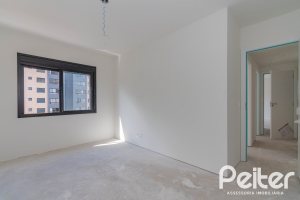 Apartamento à venda com 92m², 3 dormitórios, 1 suíte, 2 vagas, no bairro Tristeza em Porto Alegre
