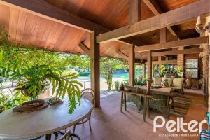 Casa em Condomínio à venda com 789m², 5 dormitórios, 3 suítes, 5 vagas, no bairro Cavalhada em PORTO ALEGRE