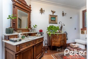 Casa em Condomínio à venda com 789m², 5 dormitórios, 3 suítes, 5 vagas, no bairro Cavalhada em PORTO ALEGRE