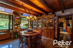 Casa em Condomínio à venda com 789m², 5 dormitórios, 3 suítes, 5 vagas, no bairro Cavalhada em PORTO ALEGRE