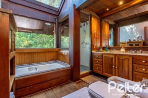 Casa em Condomínio à venda com 789m², 5 dormitórios, 3 suítes, 5 vagas, no bairro Cavalhada em PORTO ALEGRE