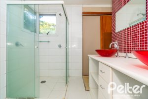 Casa à venda com 354m², 2 dormitórios, 2 suítes, 3 vagas, no bairro Sétimo Céu em Porto Alegre