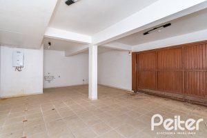 Casa à venda com 354m², 2 dormitórios, 2 suítes, 3 vagas, no bairro Sétimo Céu em Porto Alegre