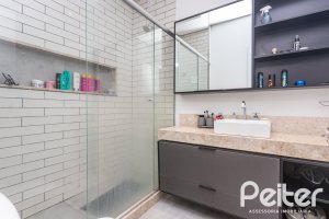 Casa em Condomínio à venda com 183m², 3 dormitórios, 3 suítes, 2 vagas, no bairro Ipanema em Porto Alegre