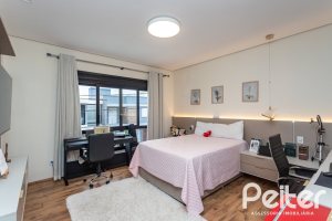 Casa em Condomínio à venda com 183m², 3 dormitórios, 3 suítes, 2 vagas, no bairro Ipanema em Porto Alegre
