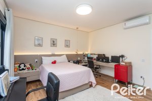 Casa em Condomínio à venda com 183m², 3 dormitórios, 3 suítes, 2 vagas, no bairro Ipanema em Porto Alegre