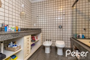 Casa em Condomínio à venda com 331m², 4 dormitórios, 4 suítes, 3 vagas, no bairro Tristeza em Porto Alegre