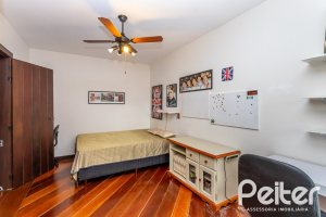 Casa em Condomínio à venda com 331m², 4 dormitórios, 4 suítes, 3 vagas, no bairro Tristeza em Porto Alegre