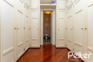 Casa em Condomínio à venda com 331m², 4 dormitórios, 4 suítes, 3 vagas, no bairro Tristeza em Porto Alegre