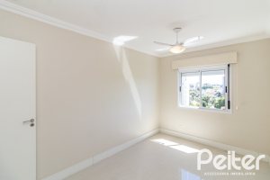 Apartamento à venda com 90m², 4 dormitórios, 1 suíte, 2 vagas, no bairro Tristeza em PORTO ALEGRE