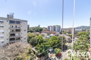 Apartamento à venda com 90m², 4 dormitórios, 1 suíte, 2 vagas, no bairro Tristeza em PORTO ALEGRE