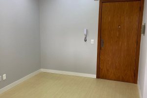 Comercial à venda com 44m², no bairro Menino Deus em Porto Alegre