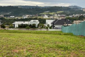 Terreno em condomínio à venda com 583m², no bairro Alphaville em PORTO ALEGRE