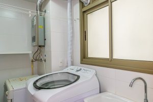 Apartamento à venda com 104m², 3 dormitórios, 1 suíte, 2 vagas, no bairro Ipanema em PORTO ALEGRE