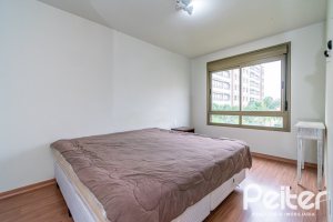 Apartamento à venda com 104m², 3 dormitórios, 1 suíte, 2 vagas, no bairro Ipanema em PORTO ALEGRE