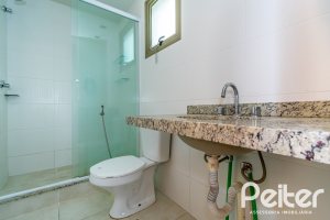 Apartamento à venda com 104m², 3 dormitórios, 1 suíte, 2 vagas, no bairro Ipanema em PORTO ALEGRE