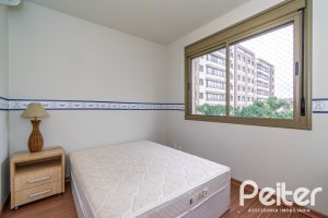 Apartamento à venda com 104m², 3 dormitórios, 1 suíte, 2 vagas, no bairro Ipanema em PORTO ALEGRE