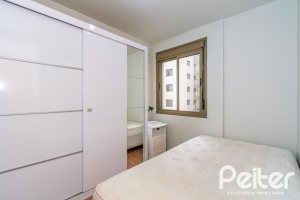 Apartamento à venda com 104m², 3 dormitórios, 1 suíte, 2 vagas, no bairro Ipanema em PORTO ALEGRE