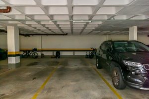 Apartamento à venda com 104m², 3 dormitórios, 1 suíte, 2 vagas, no bairro Ipanema em PORTO ALEGRE