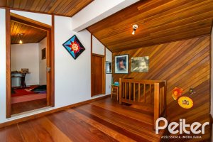 Casa em Condomínio à venda com 245m², 3 dormitórios, 1 suíte, 2 vagas, no bairro Tristeza em PORTO ALEGRE