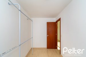 Casa à venda com 223m², 3 dormitórios, 1 suíte, 2 vagas, no bairro Jardim Isabel em Porto Alegre