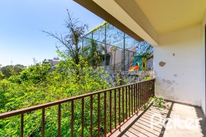 Casa à venda com 528m², 5 dormitórios, 3 suítes, 5 vagas, no bairro Vila Assunção em Porto Alegre