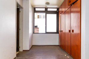 Casa à venda com 528m², 5 dormitórios, 3 suítes, 5 vagas, no bairro Vila Assunção em Porto Alegre