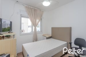 Apartamento à venda com 76m², 2 dormitórios, 1 suíte, 2 vagas, no bairro Tristeza em Porto Alegre