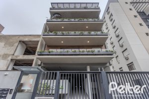 Apartamento à venda com 76m², 2 dormitórios, 1 suíte, 2 vagas, no bairro Tristeza em Porto Alegre