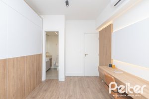 Apartamento à venda com 149m², 3 dormitórios, 3 suítes, 2 vagas, no bairro Tristeza em Porto Alegre