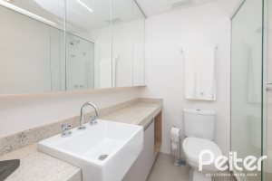Apartamento à venda com 149m², 3 dormitórios, 3 suítes, 2 vagas, no bairro Tristeza em Porto Alegre
