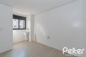Apartamento à venda com 108m², 3 dormitórios, 1 suíte, 2 vagas, no bairro Tristeza em PORTO ALEGRE