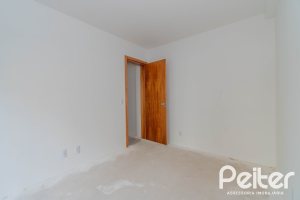 Apartamento à venda com 108m², 3 dormitórios, 1 suíte, 2 vagas, no bairro Tristeza em PORTO ALEGRE