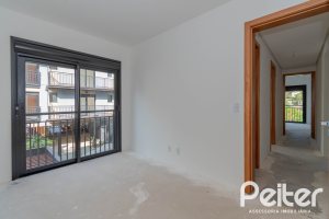 Apartamento à venda com 108m², 3 dormitórios, 1 suíte, 2 vagas, no bairro Tristeza em PORTO ALEGRE