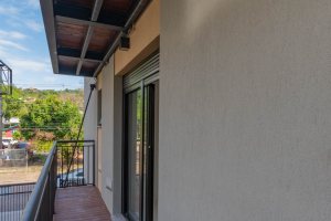 Apartamento à venda com 108m², 3 dormitórios, 1 suíte, 2 vagas, no bairro Tristeza em PORTO ALEGRE
