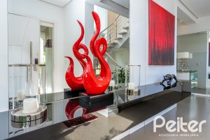 Casa em Condomínio à venda com 457m², 4 dormitórios, 4 suítes, 6 vagas, no bairro Pedra Redonda em PORTO ALEGRE