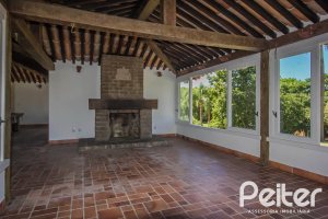 Casa em Condomínio à venda com 830m², 7 dormitórios, 3 suítes, 10 vagas, no bairro Cavalhada em PORTO ALEGRE