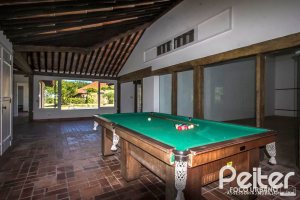 Casa em Condomínio à venda com 830m², 7 dormitórios, 3 suítes, 10 vagas, no bairro Cavalhada em PORTO ALEGRE